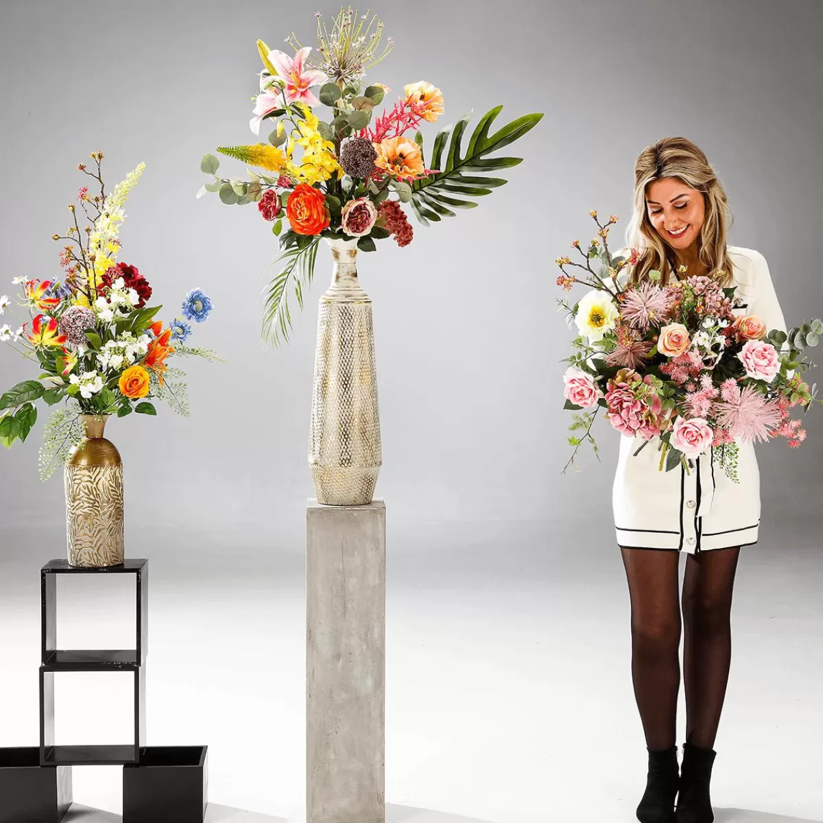 DecoWoerner Artificial Bouquet Mix With Roses, Hydrangeas And Meadow Flowers 75 Cm