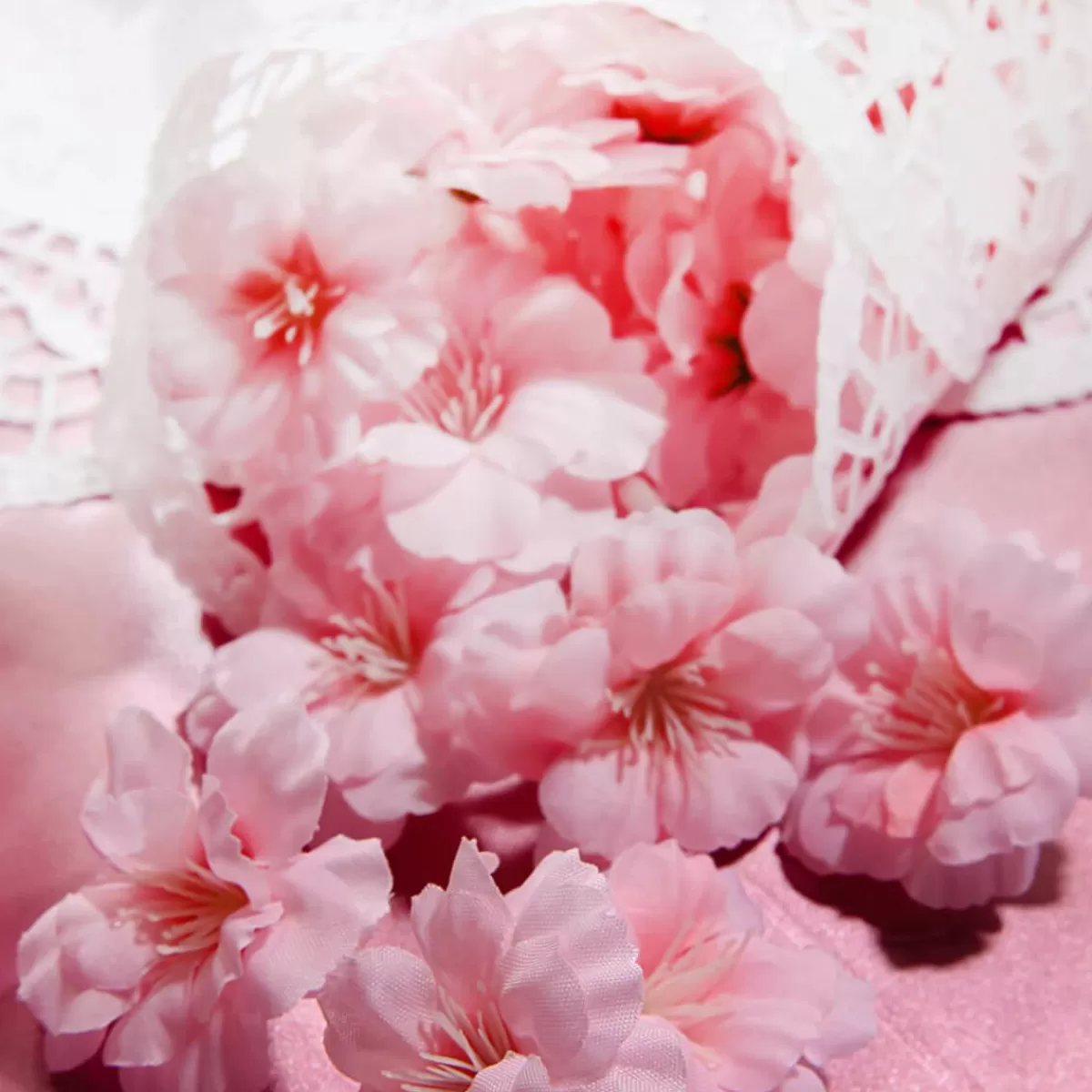 DecoWoerner Decorative Cherry Blossoms For Scattering,