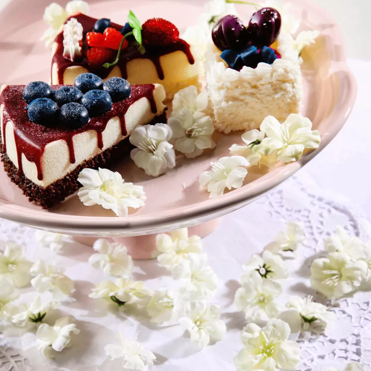 DecoWoerner Decorative Cherry Blossoms For Scattering,
