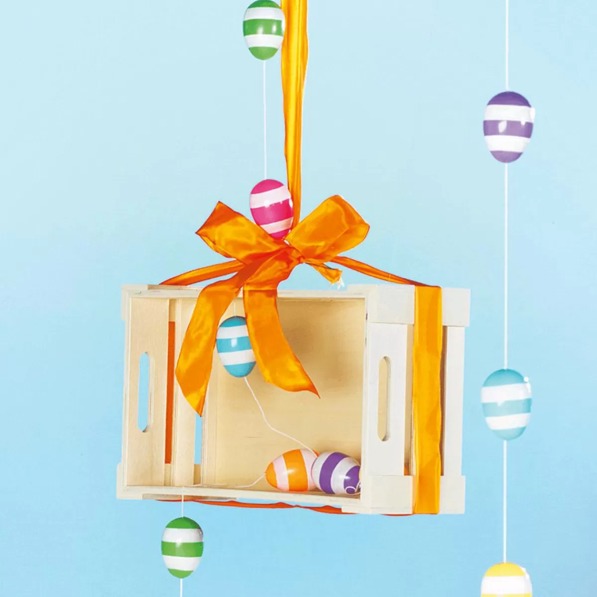 DecoWoerner Decorative Easter Eggs String Striped 160 Cm