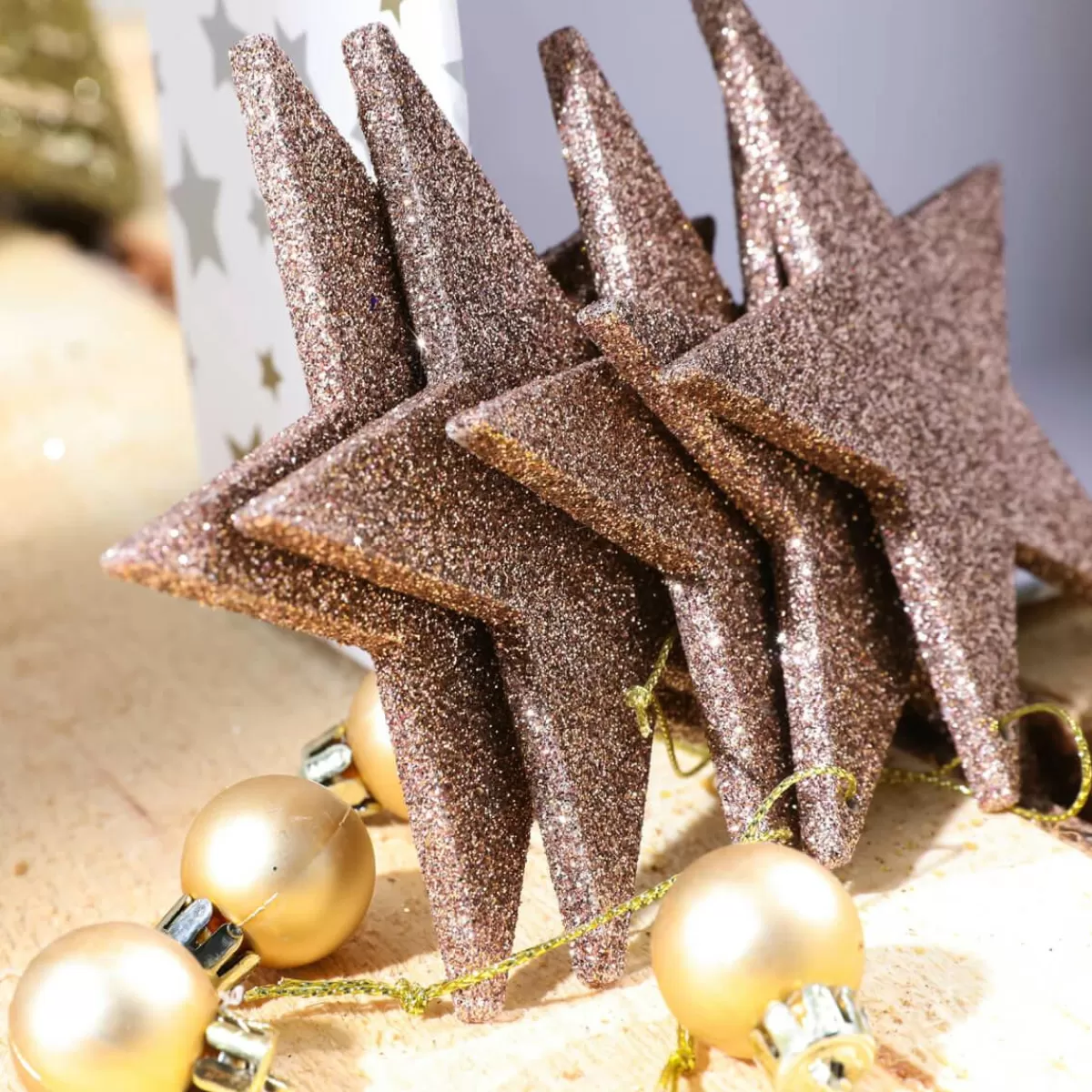 DecoWoerner Decorative Glitter Stars Nougat, Ø 10 Cm, 10 Pcs