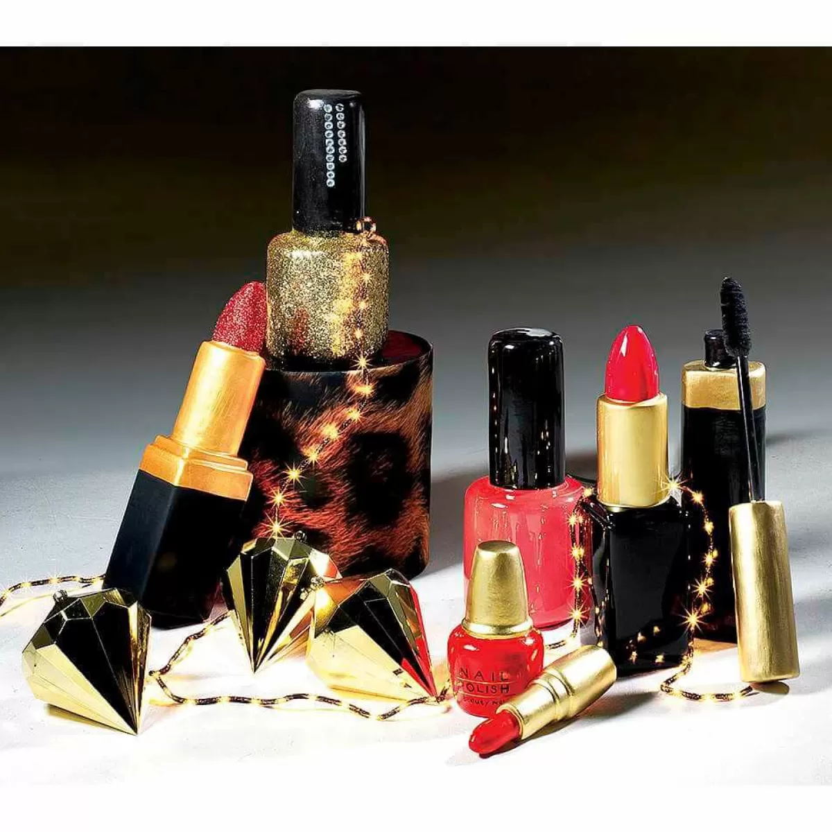 DecoWoerner Decorative Nail Varnish 50 Cm