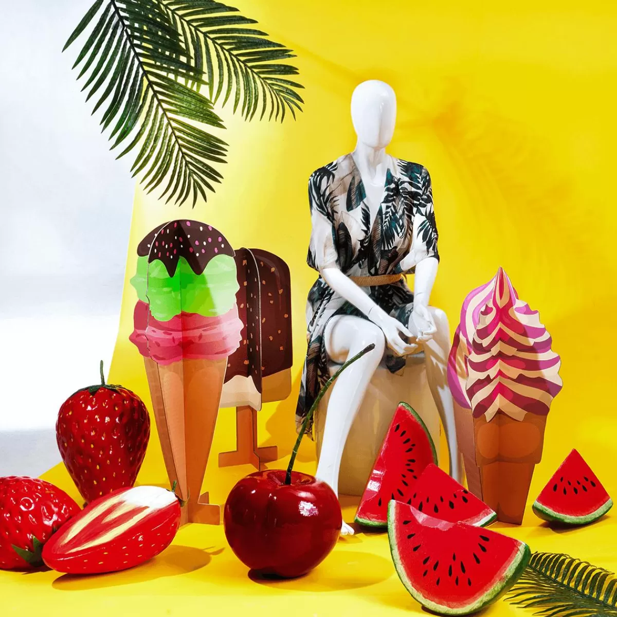DecoWoerner Decorative Presenter Soft Ice Cream, Height 75 Cm