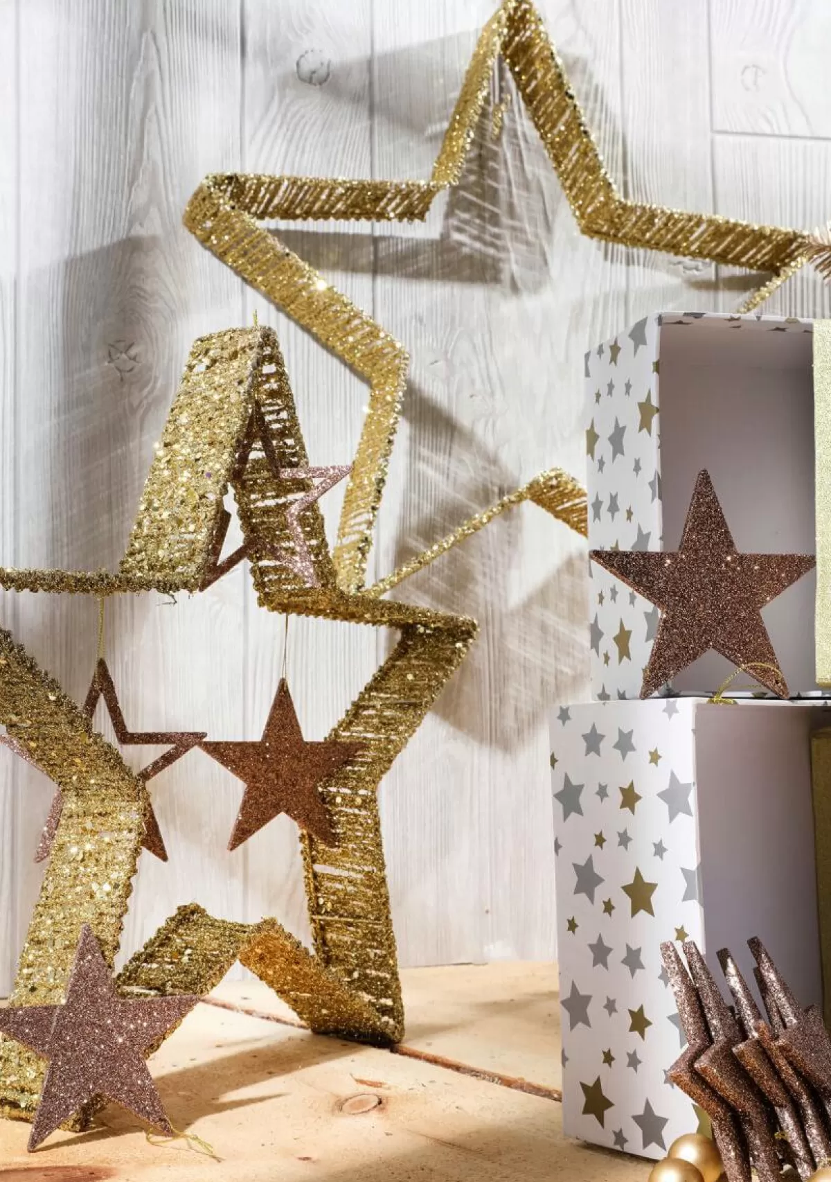 DecoWoerner Decorative Stars 2 Pcs Ø 40-50 Cm