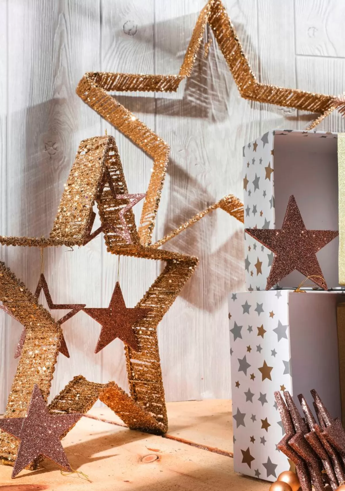 DecoWoerner Decorative Stars 2 Pcs Ø 40-50 Cm