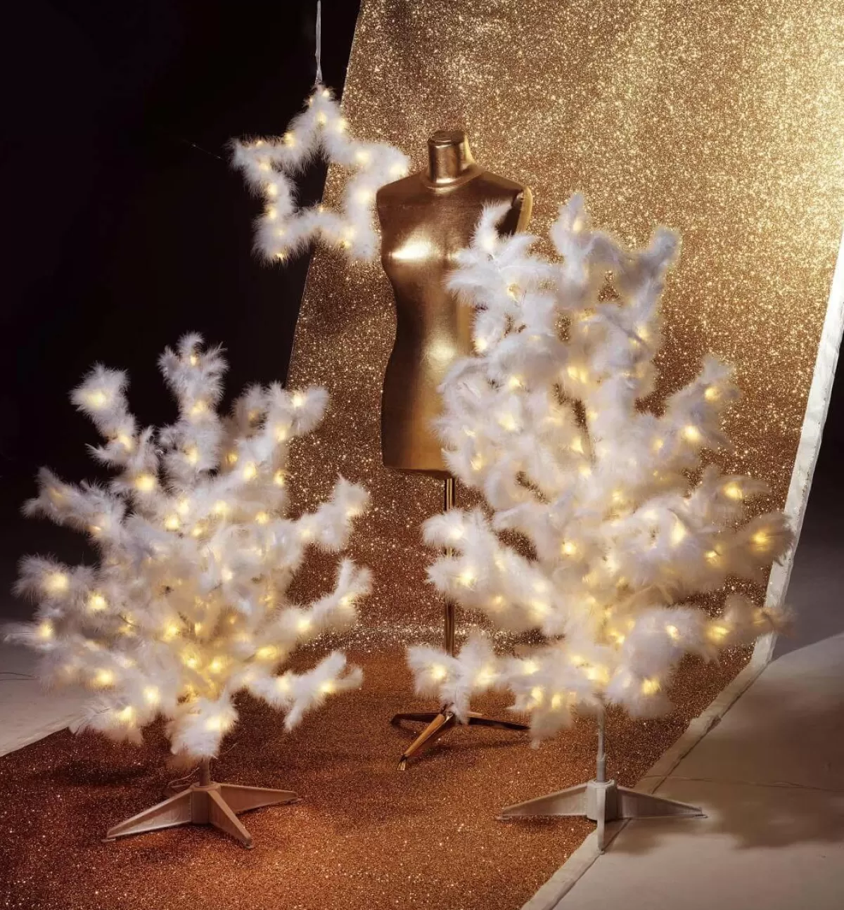 DecoWoerner Decorative Tree With Feathers, LED Warm, 90 Cm