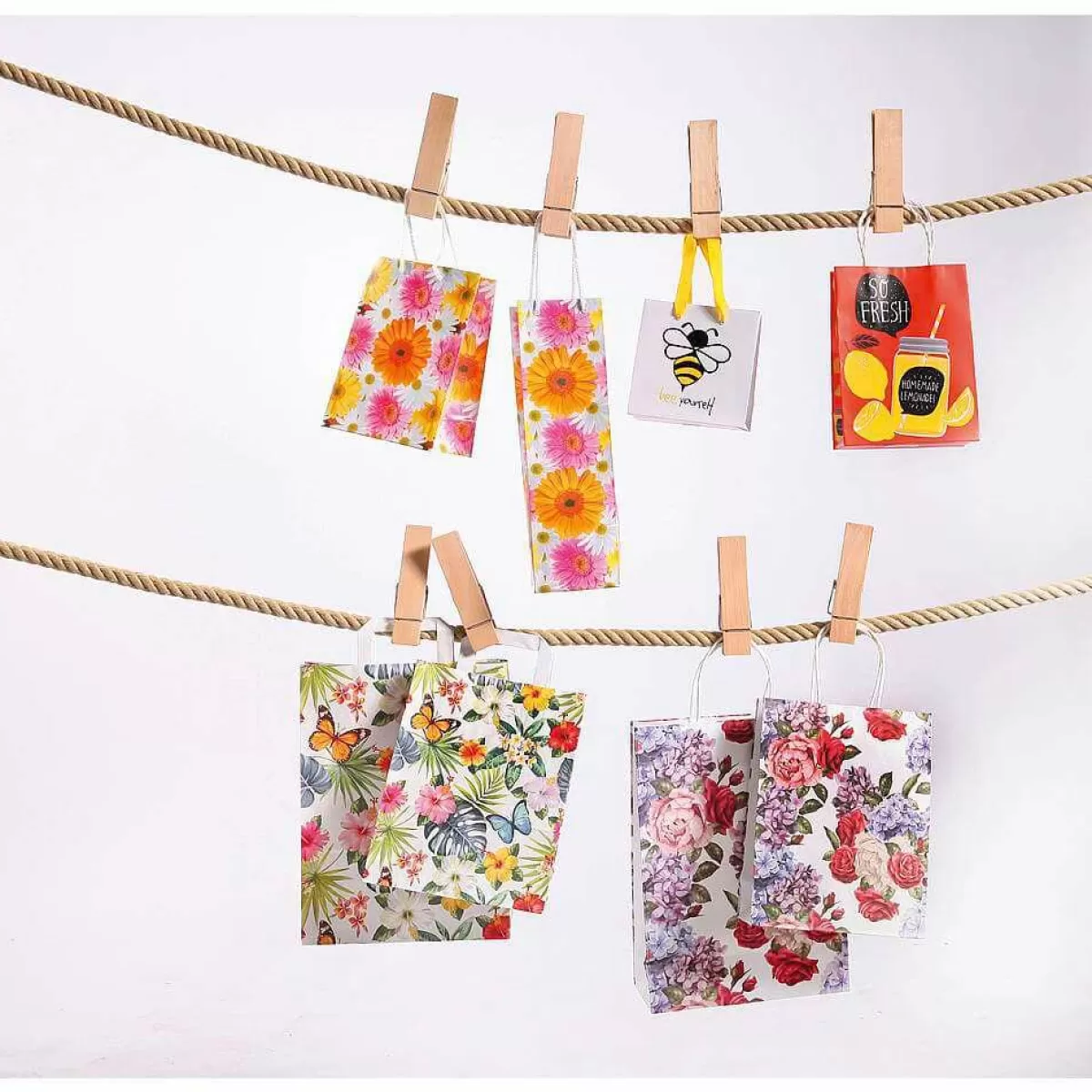 DecoWoerner Kraft Paper Bag "Tropical" 28 X 22 X 10 Cm