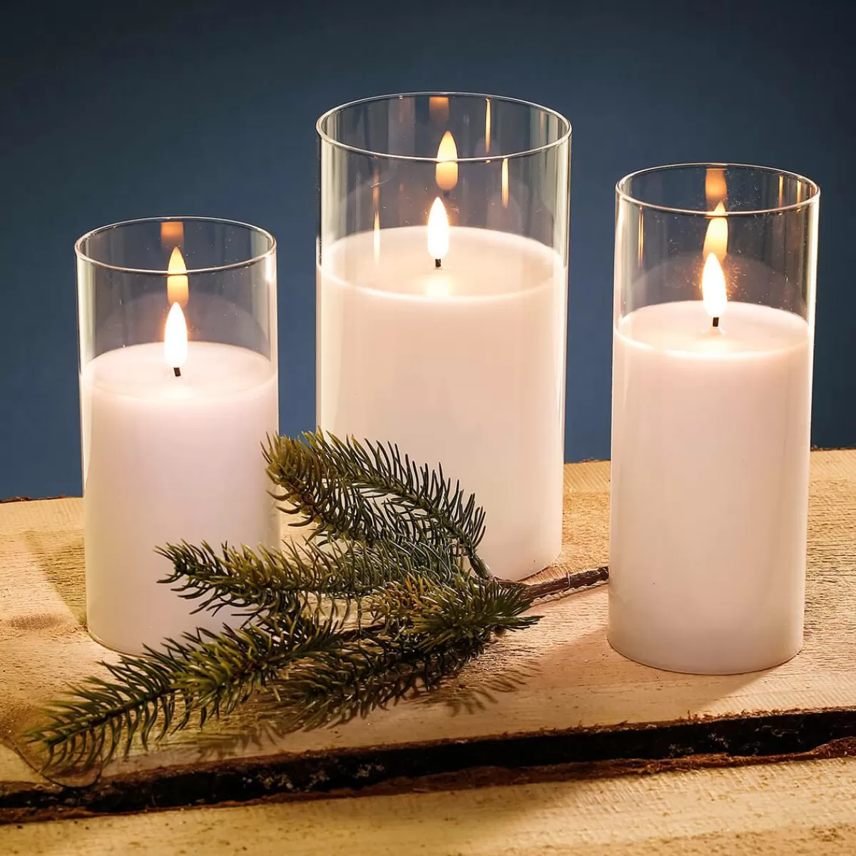 DecoWoerner LED Wax Candle In Transparent Glass 7.5 X 12.5 Cm
