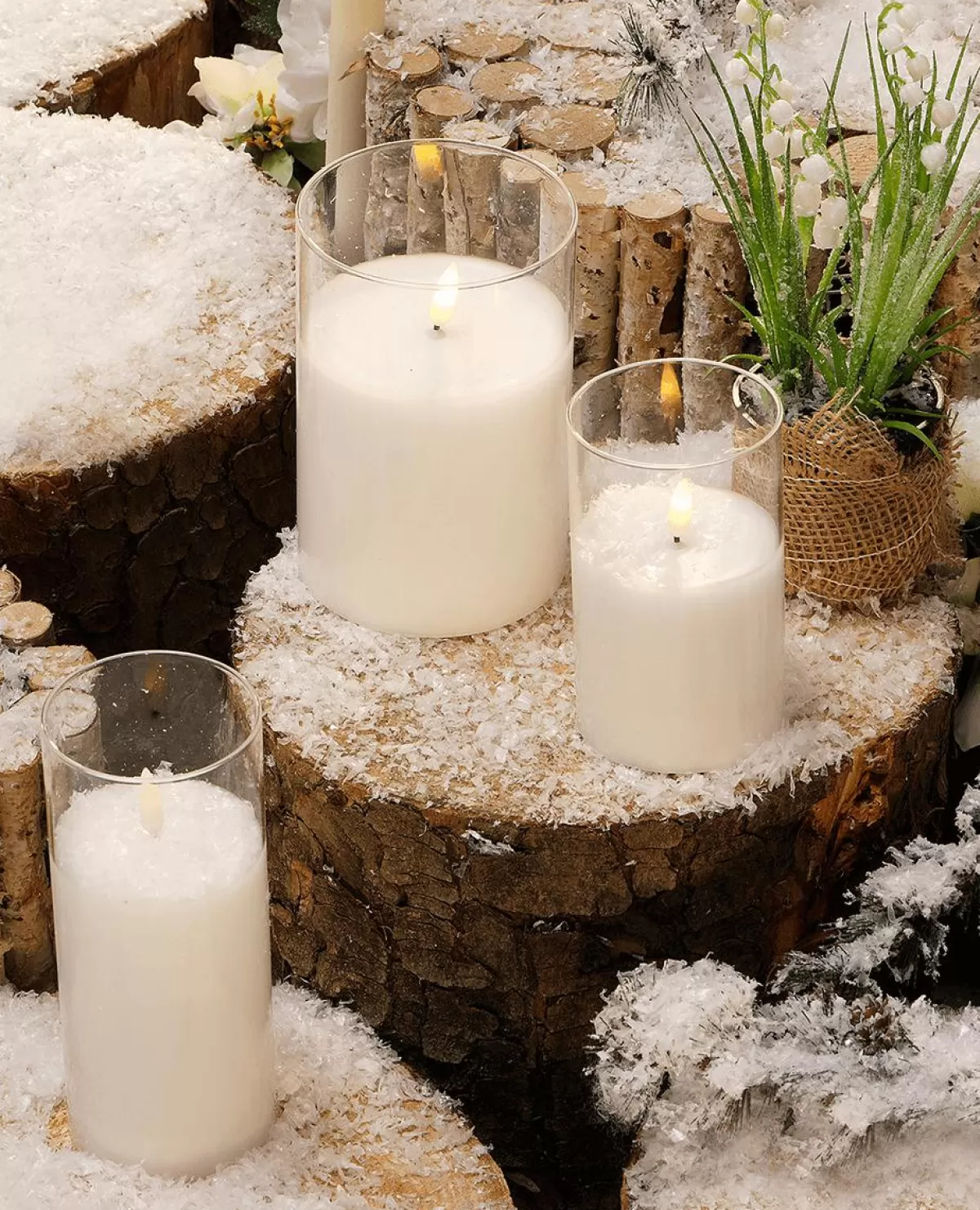 DecoWoerner LED Wax Candle In Transparent Glass 7.5 X 12.5 Cm