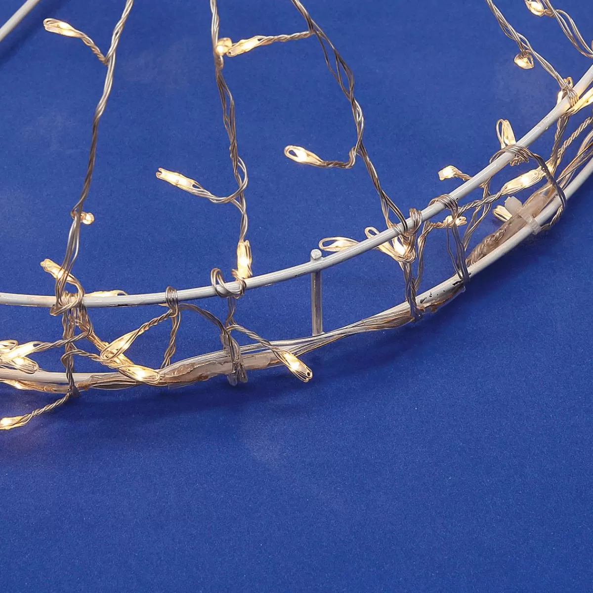 DecoWoerner LED Wire Light Ring "Fireworks", Length 185 Cm, Ø 30 Cm