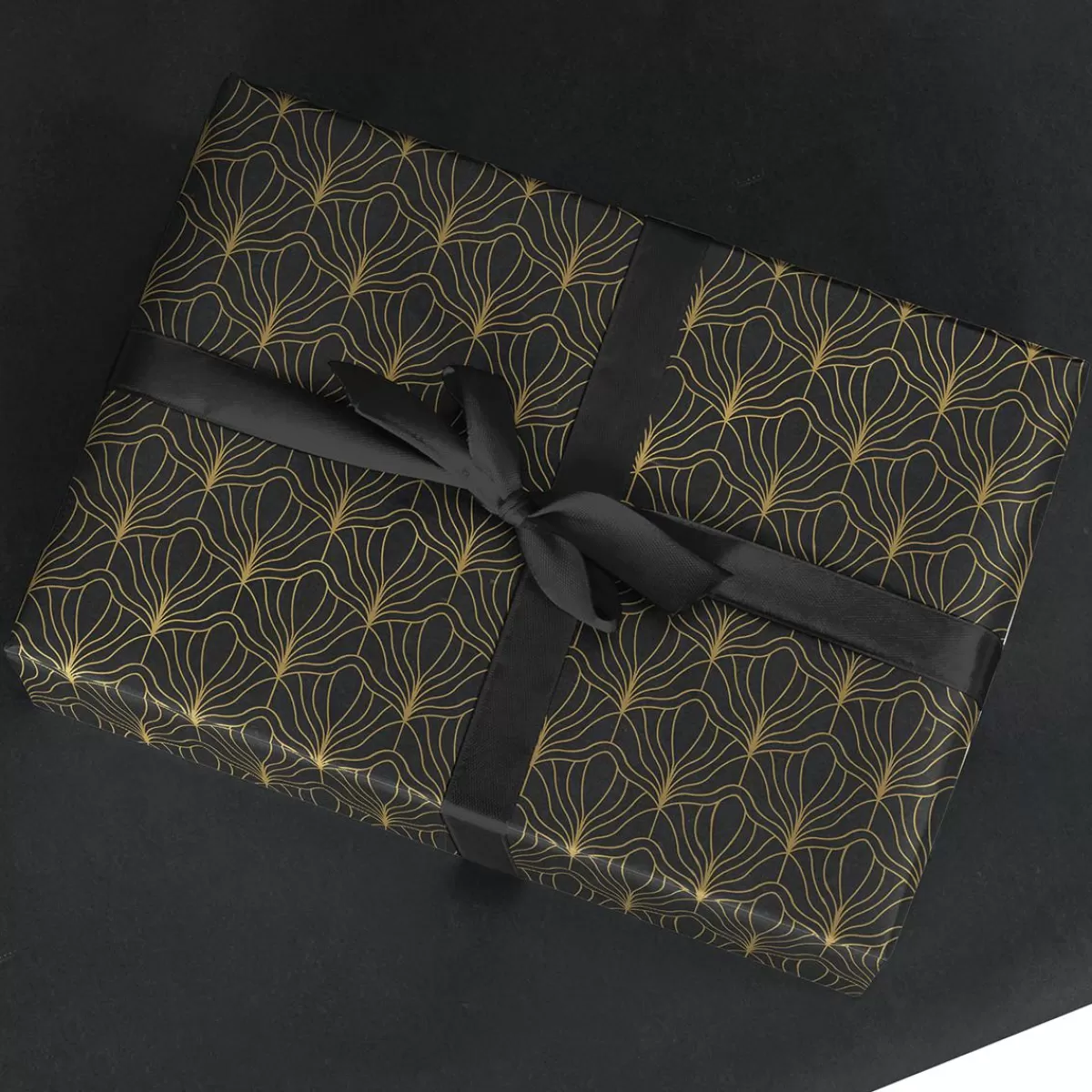 DecoWoerner Recycled Kraft Paper With Golden Fan Motif - 50 M Wrapping Paper Roll