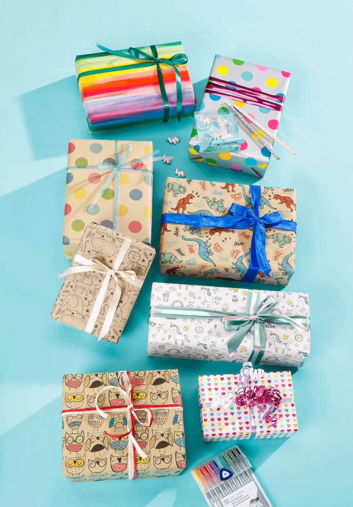 DecoWoerner Sustainable, Wrapping Paper With Colourful Dots - 50 M Gift Wrapping Paper Roll